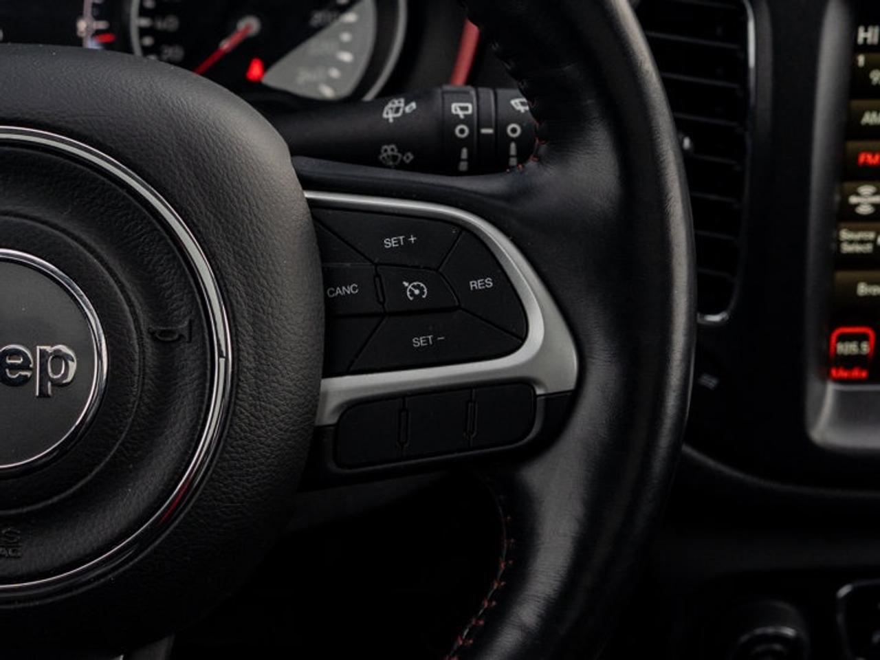 2021 Jeep Compass Trailhawk Photo