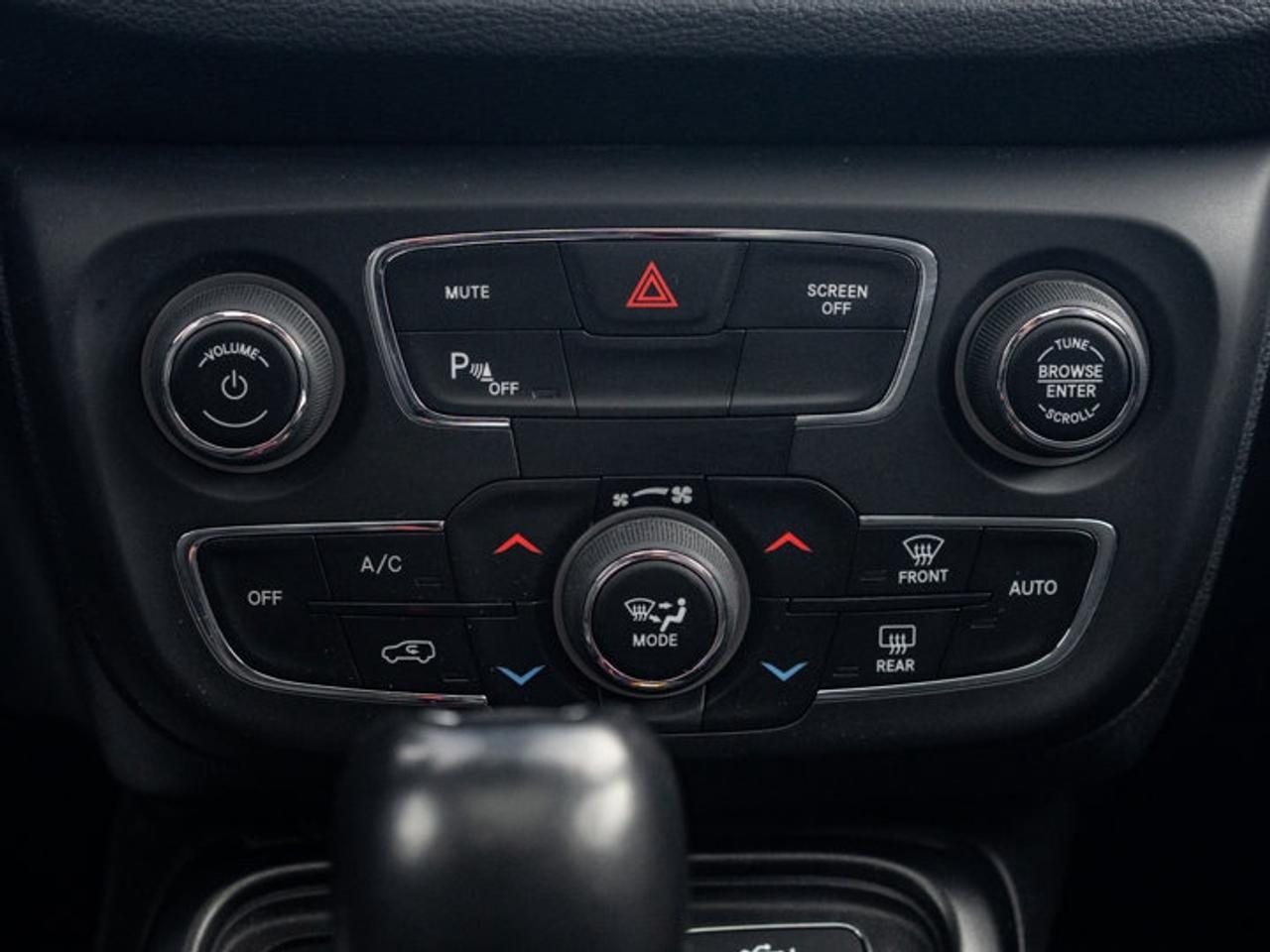 2021 Jeep Compass Trailhawk Photo