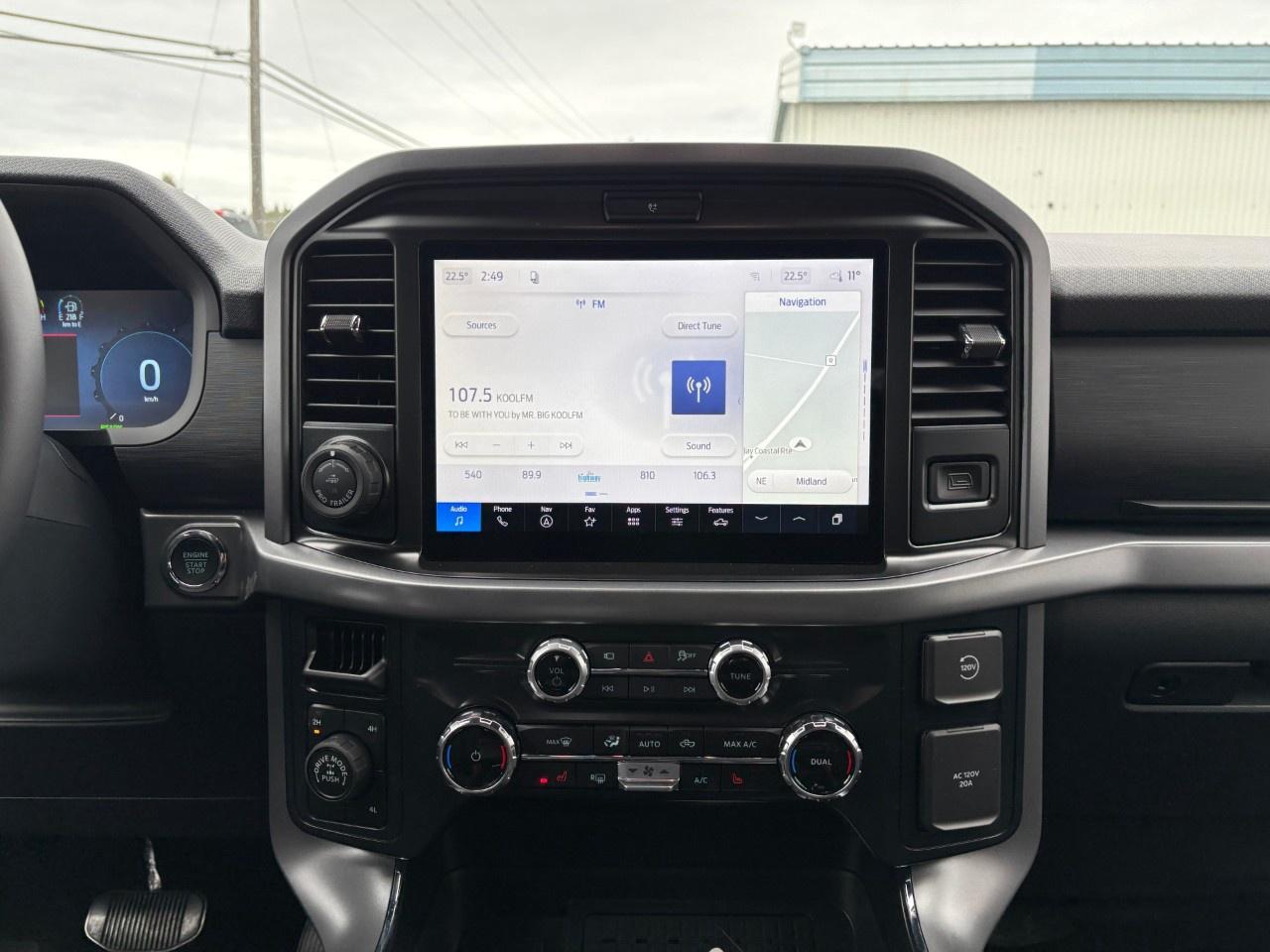 2026 Ford F-150 XLT 4WD SuperCrew 5.5' Box Photo