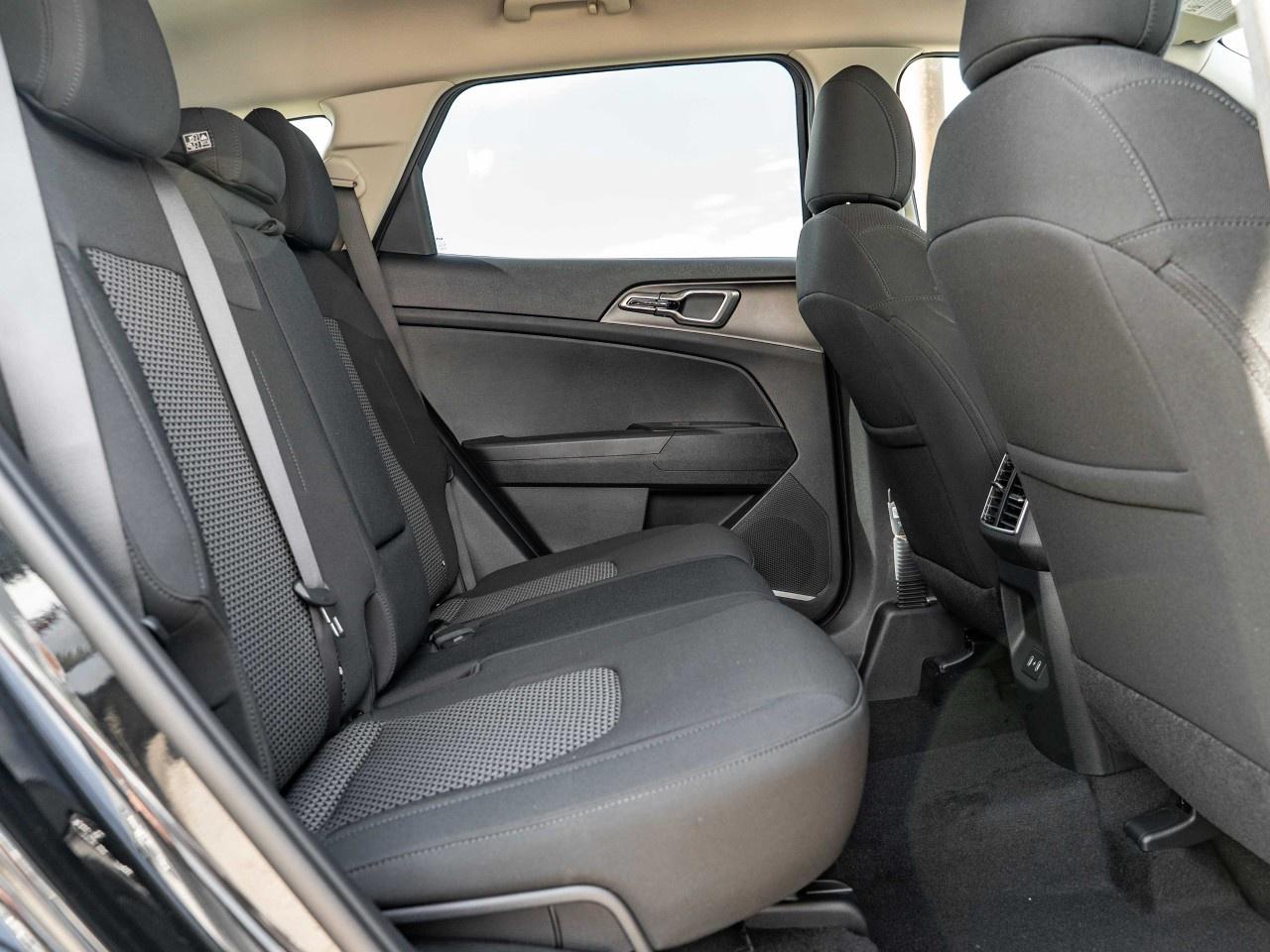 2026 Kia Sportage LX FWD Photo