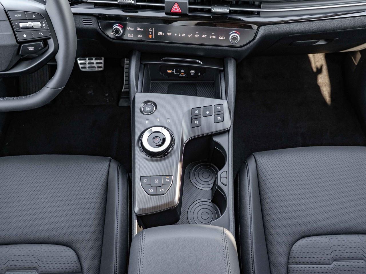 2026 Kia Sportage Plug-In Hybrid EX Premium AWD Photo