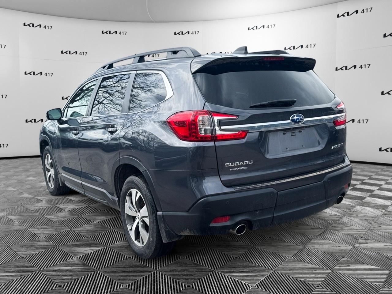 2023 Subaru ASCENT Touring 7-Passenger Photo2