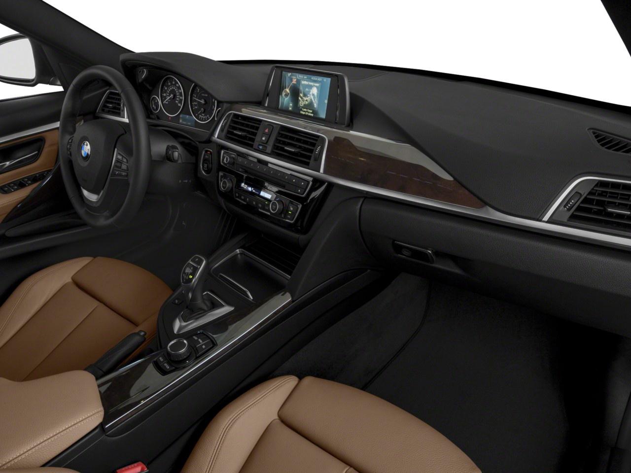 2018 BMW 3 Series 330i xDrive Sedan Photo