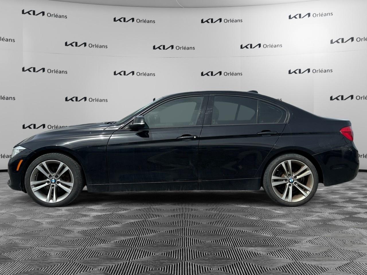 2018 BMW 3 Series 330i xDrive Sedan Photo