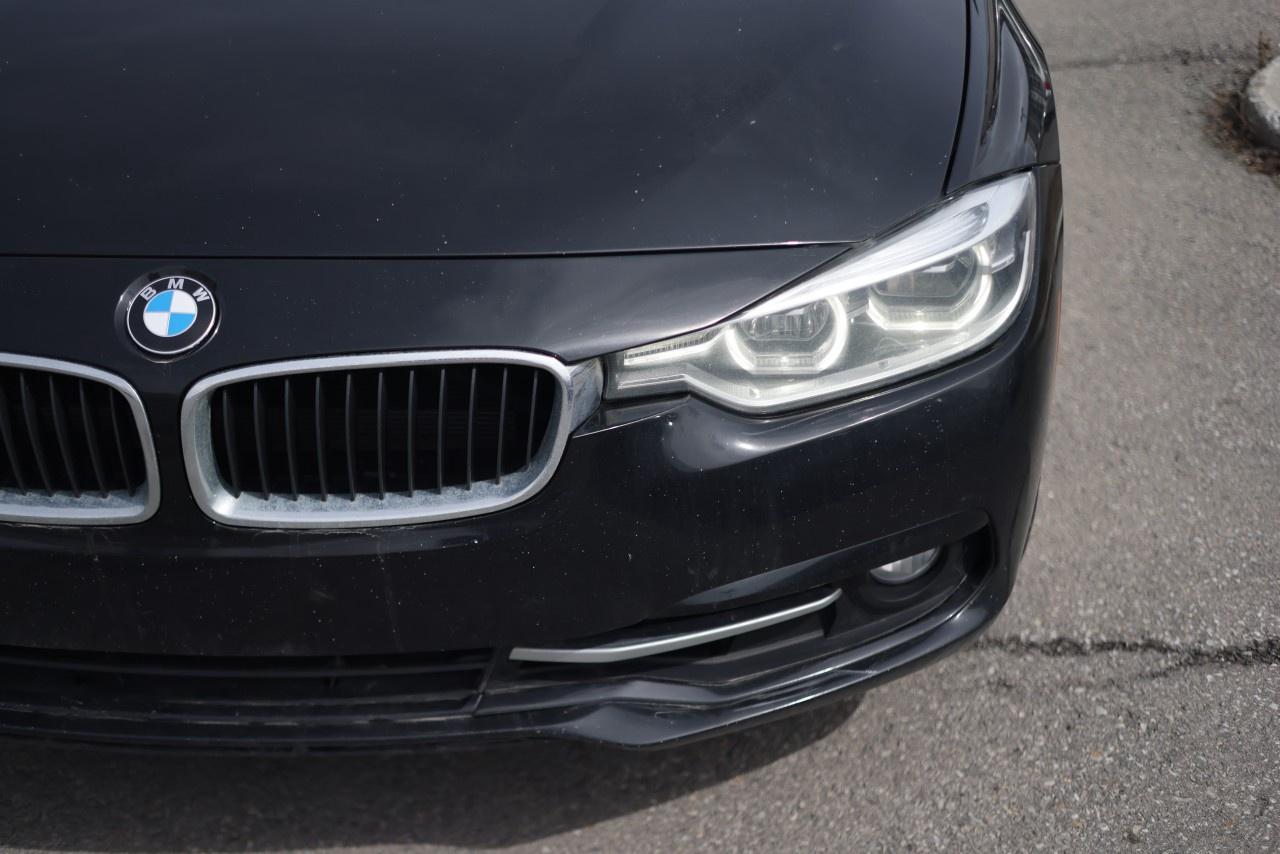 2018 BMW 3 Series 330i xDrive Sedan Photo
