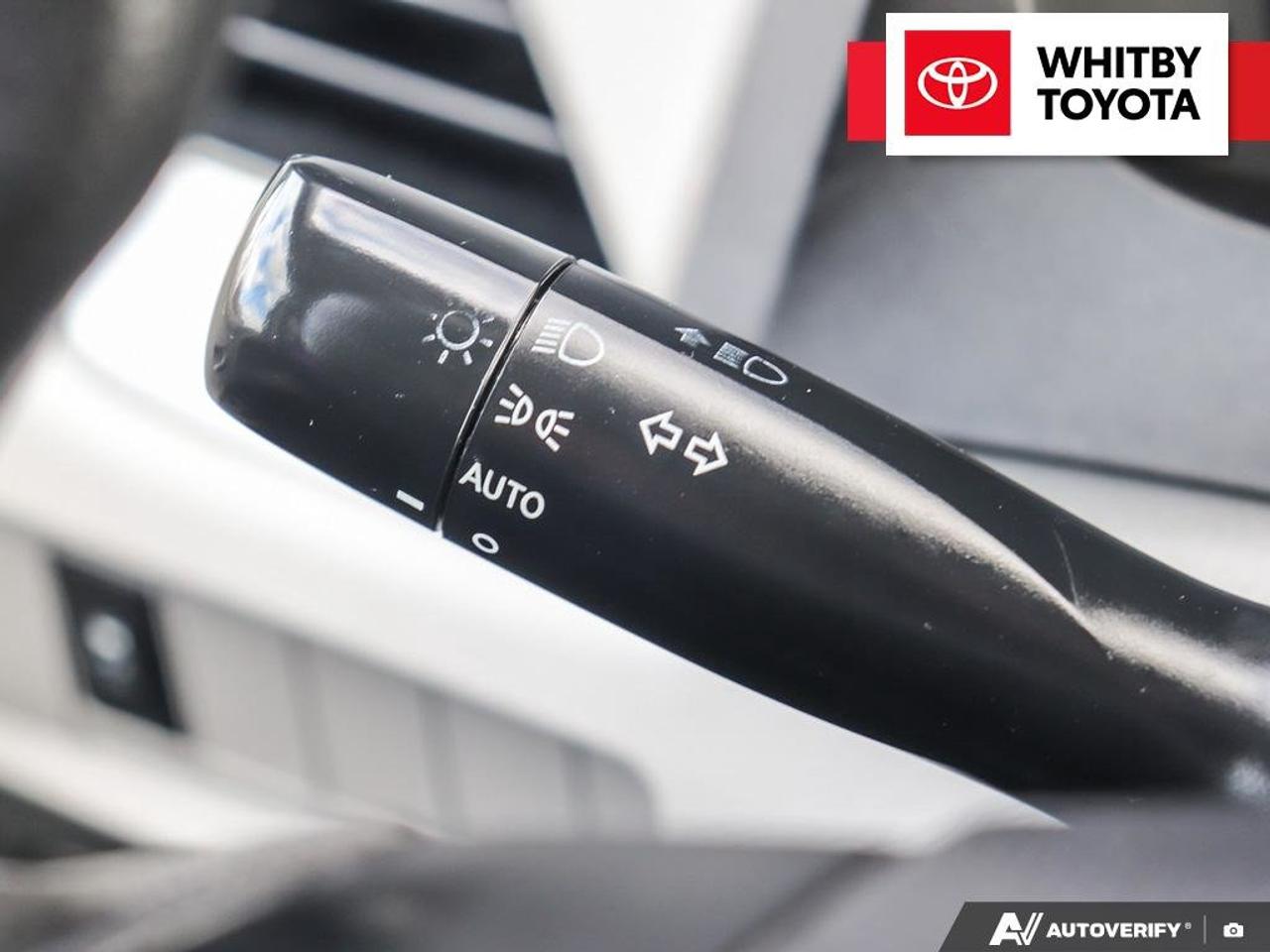 2018 Toyota Sienna LE 3.5L Photo