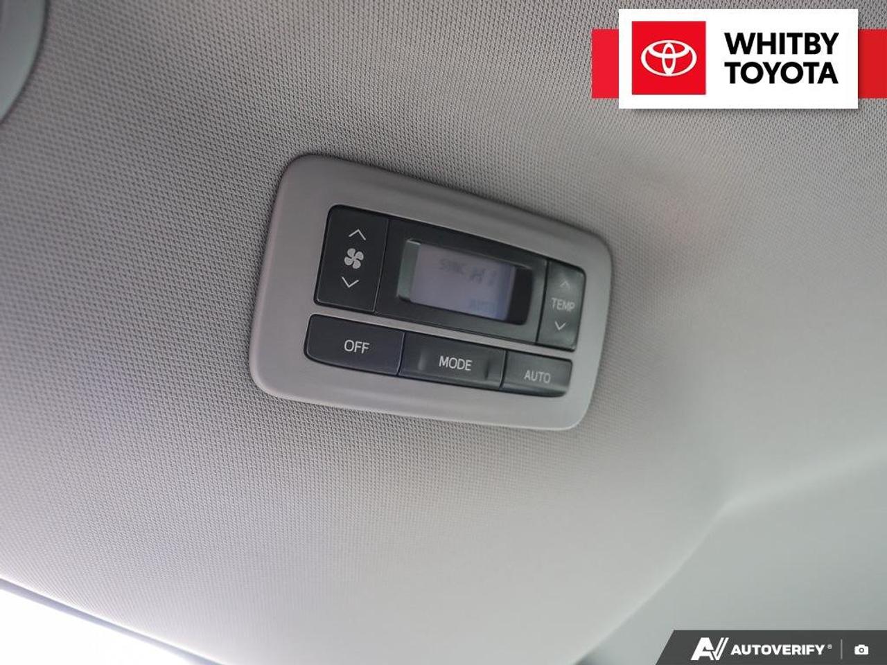 2018 Toyota Sienna LE 3.5L Photo