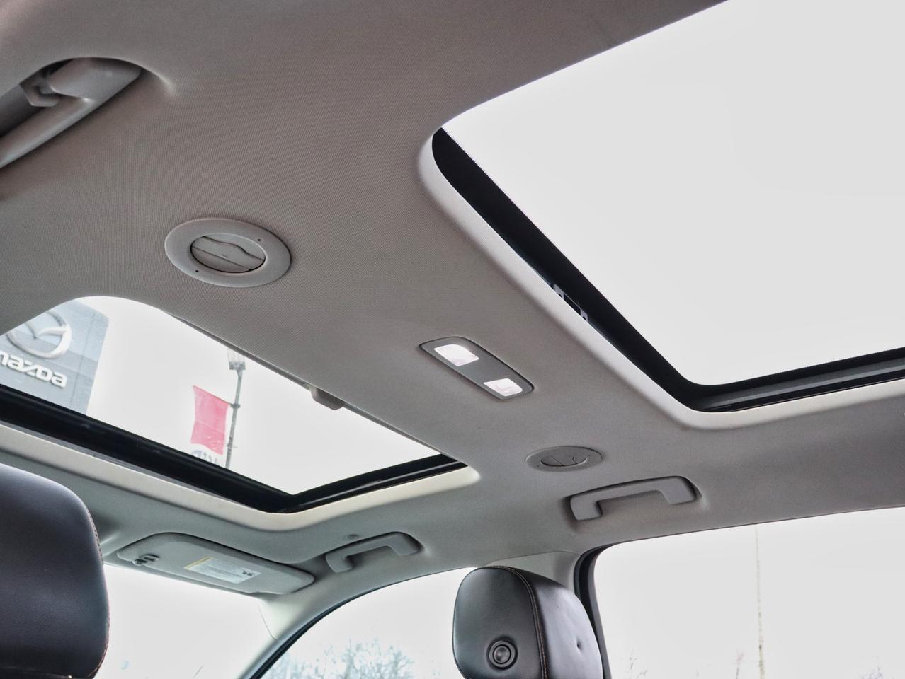 2019 Chevrolet Traverse Premier Photo