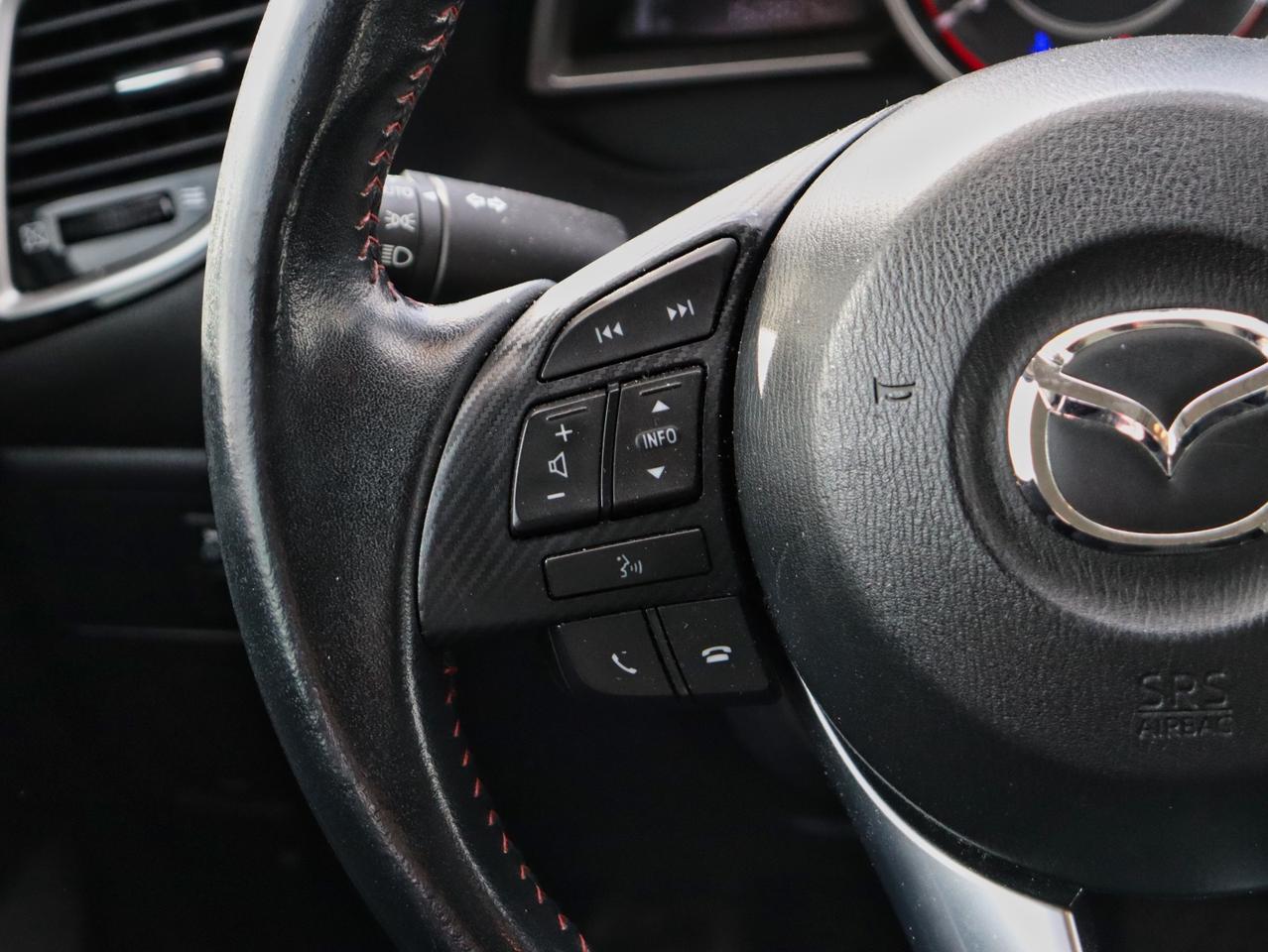 2016 Mazda MAZDA3 GS Photo