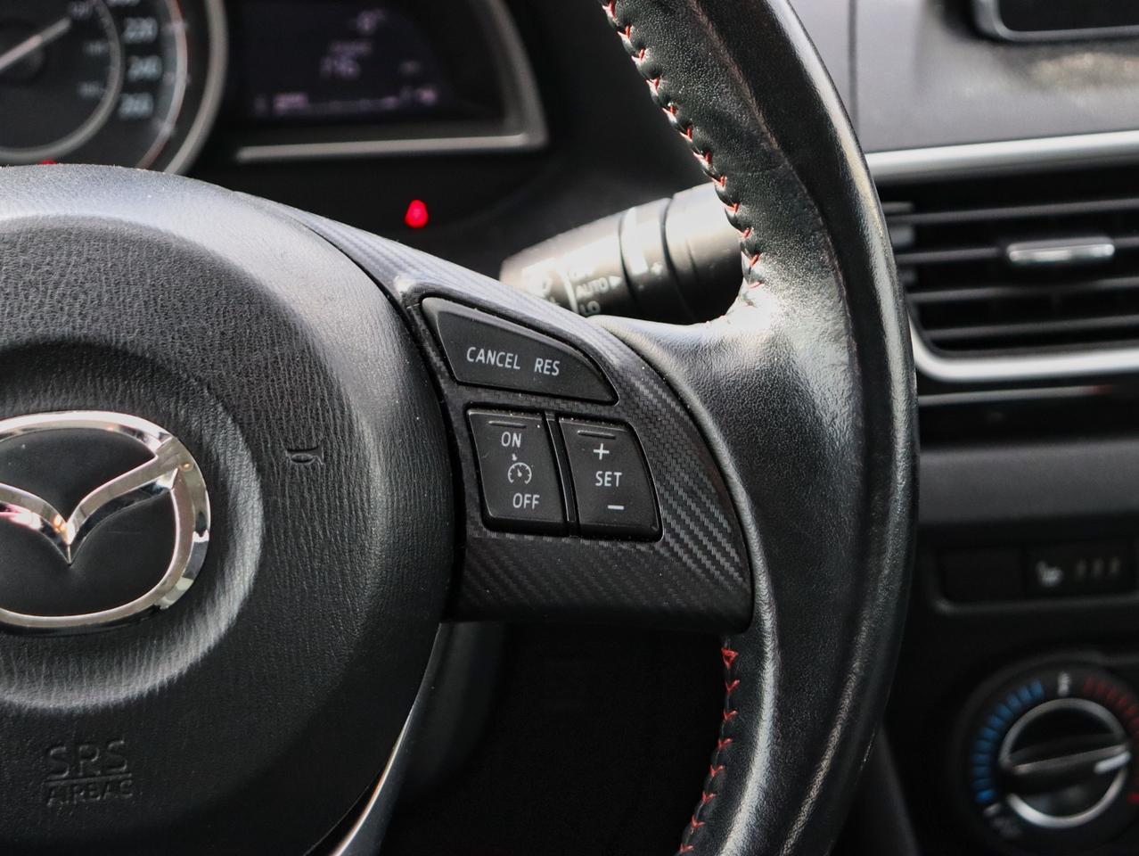 2016 Mazda MAZDA3 GS Photo