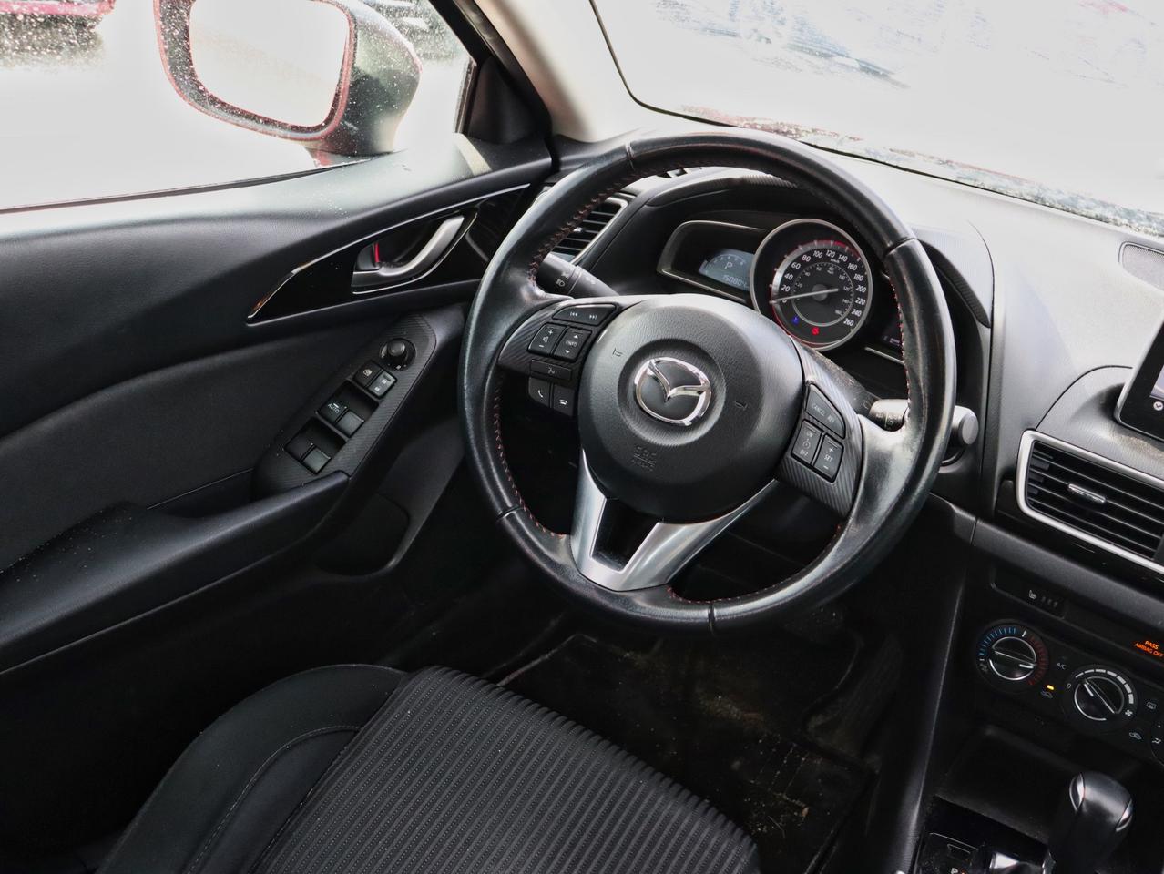 2016 Mazda MAZDA3 GS Photo