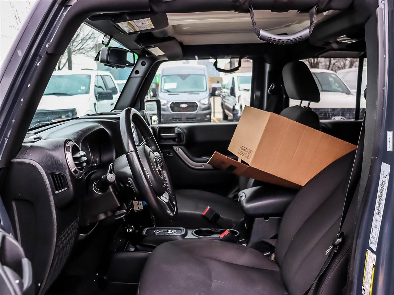2017 Jeep WRANGLER UNLIMITED WILLYS WHEELER Photo