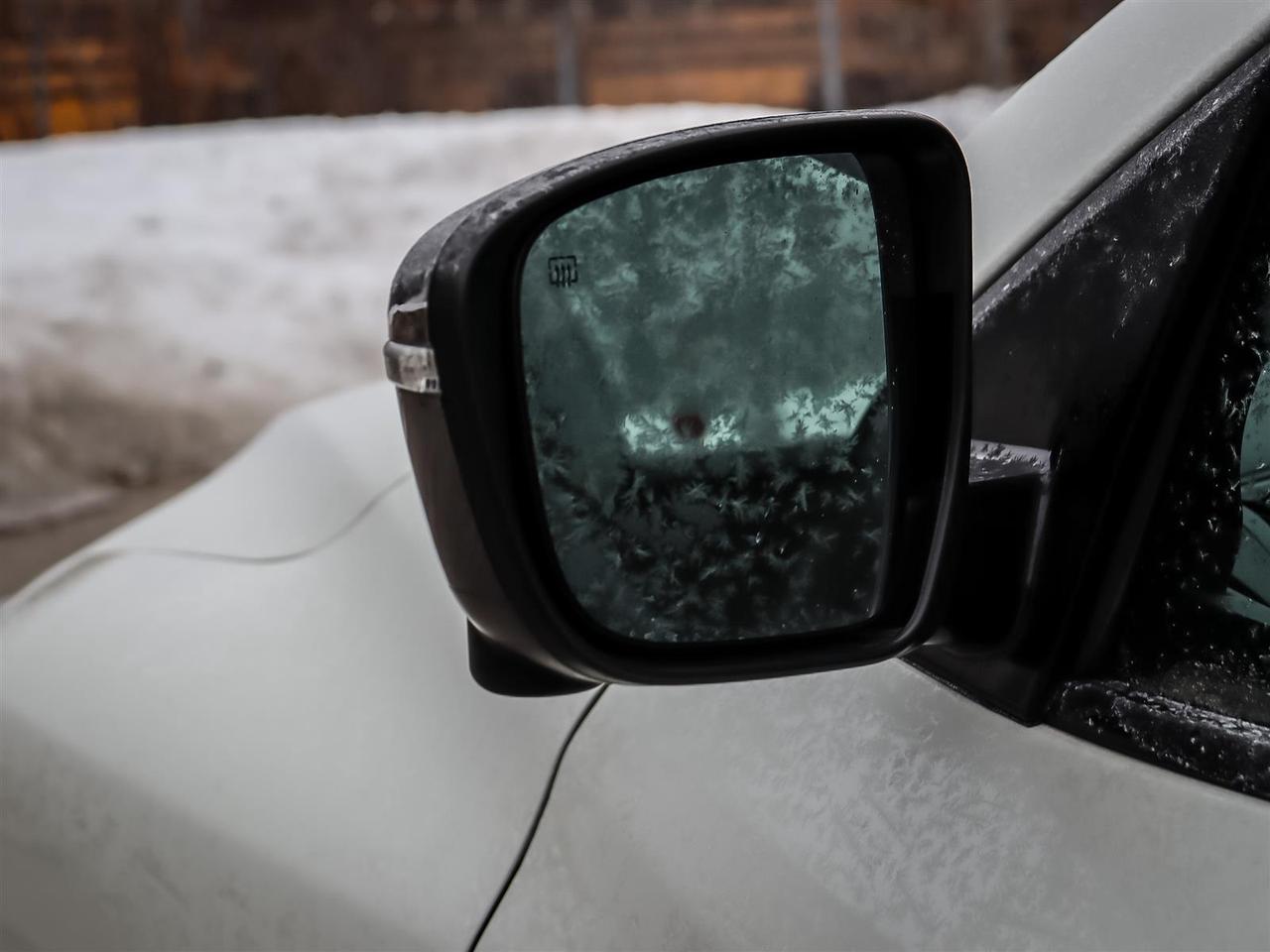 2018 Nissan Pathfinder  Photo