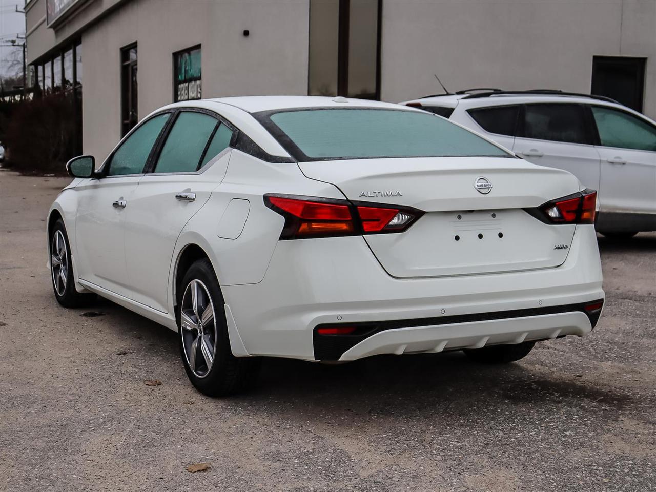 2021 Nissan Altima  Photo