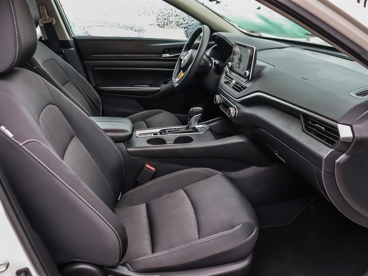 2021 Nissan Altima  Photo