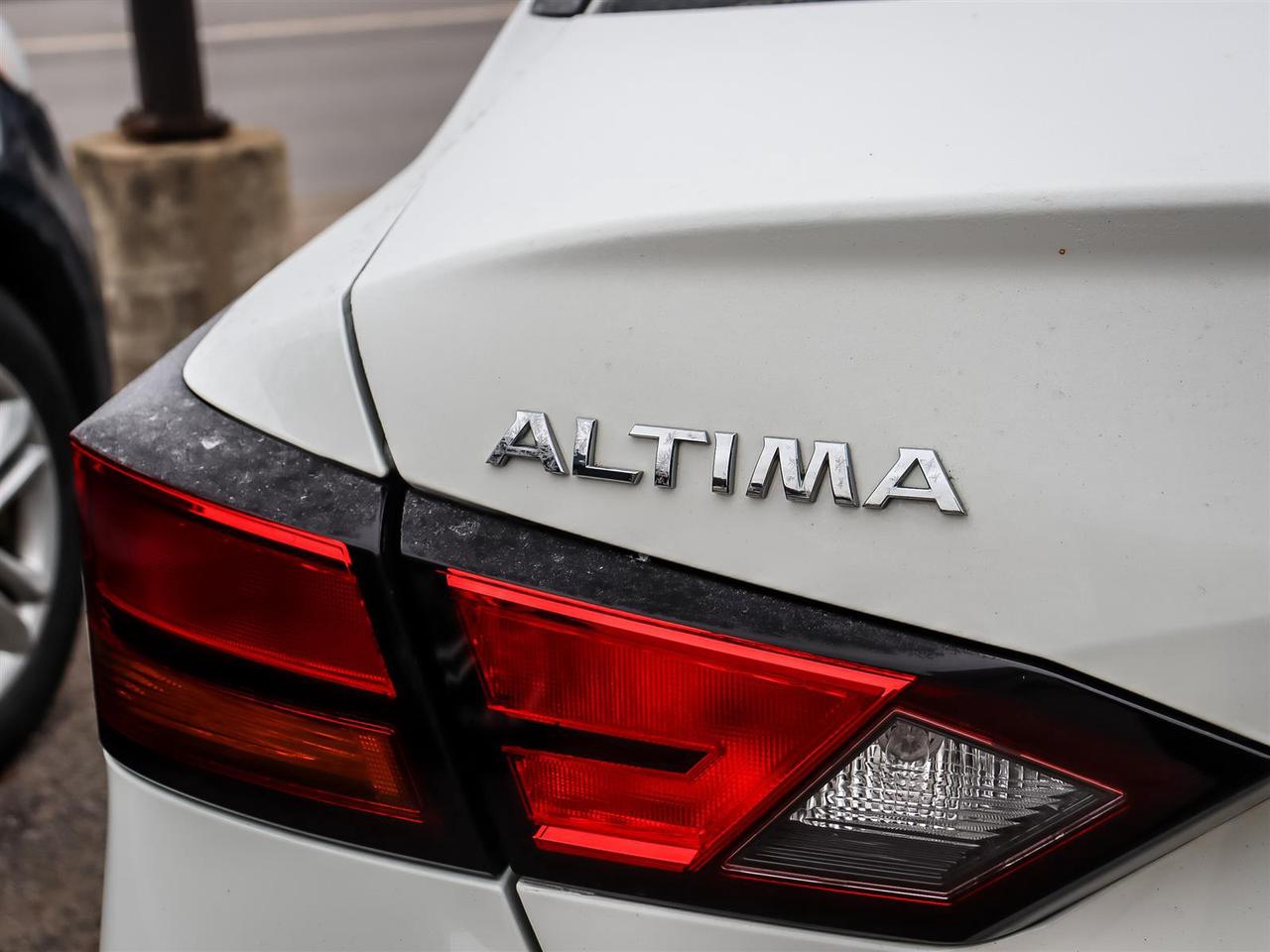 2021 Nissan Altima  Photo