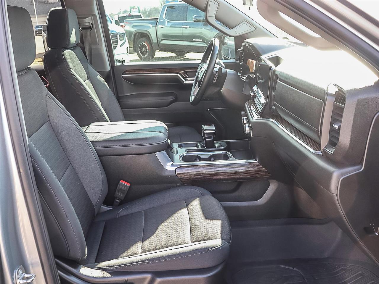 2023 GMC Sierra 1500 ELEVATION Photo