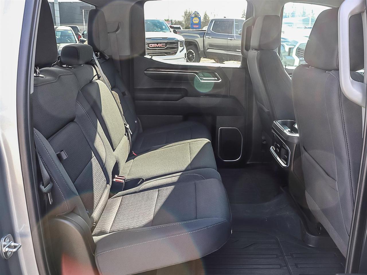 2023 GMC Sierra 1500 ELEVATION Photo