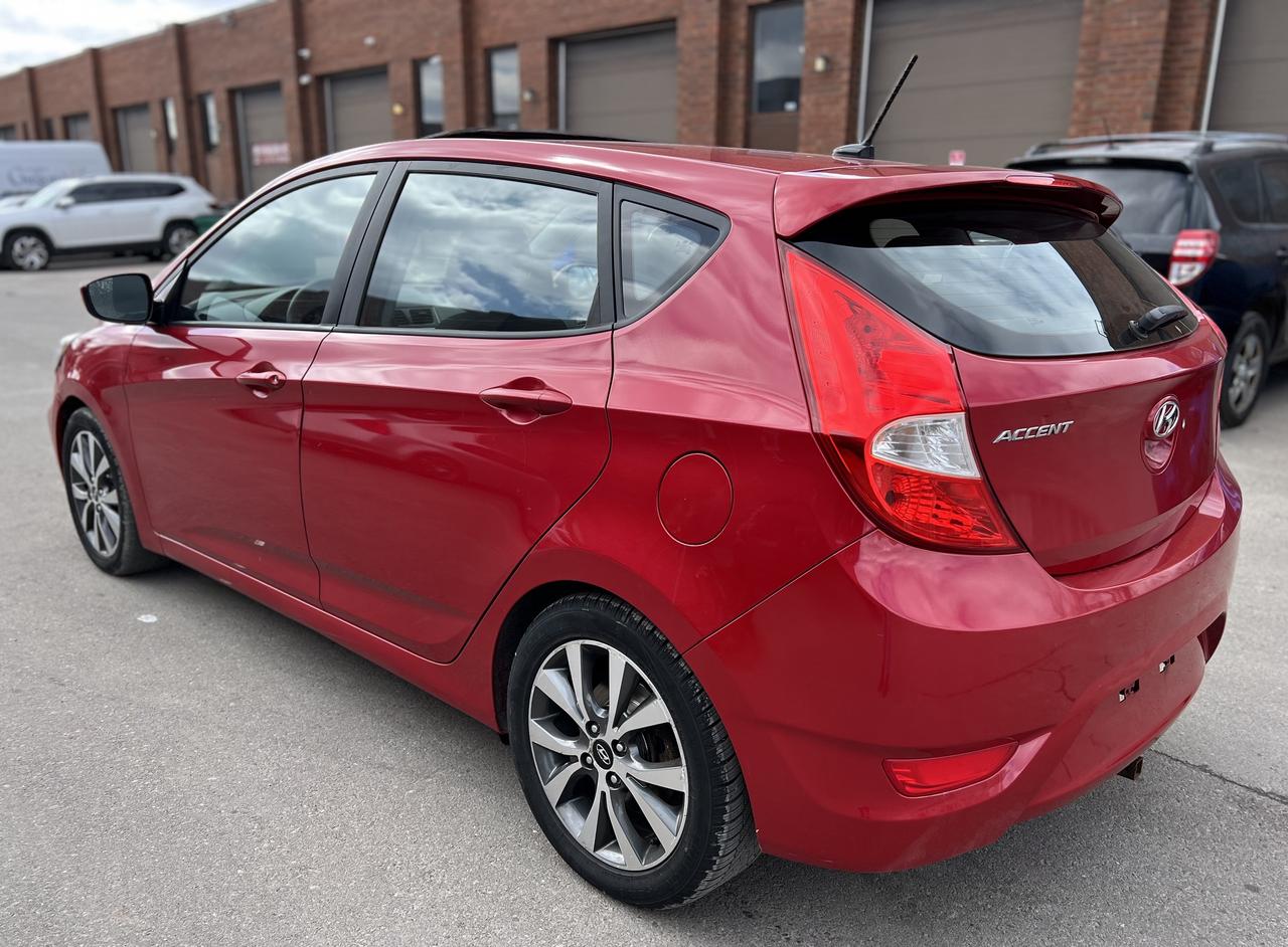 2017 Hyundai Accent SE Photo