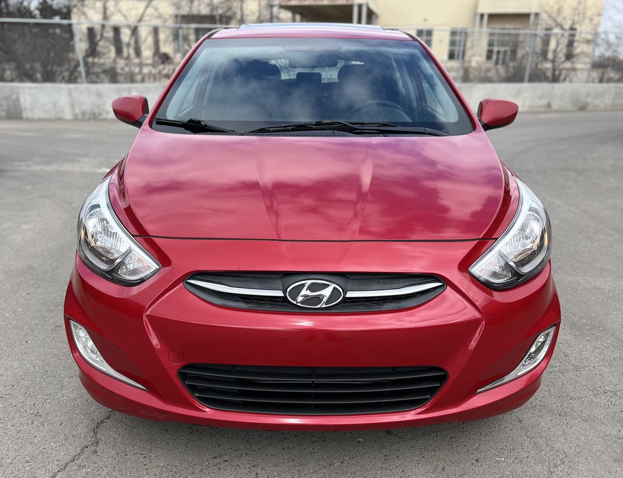 2017 Hyundai Accent SE Photo