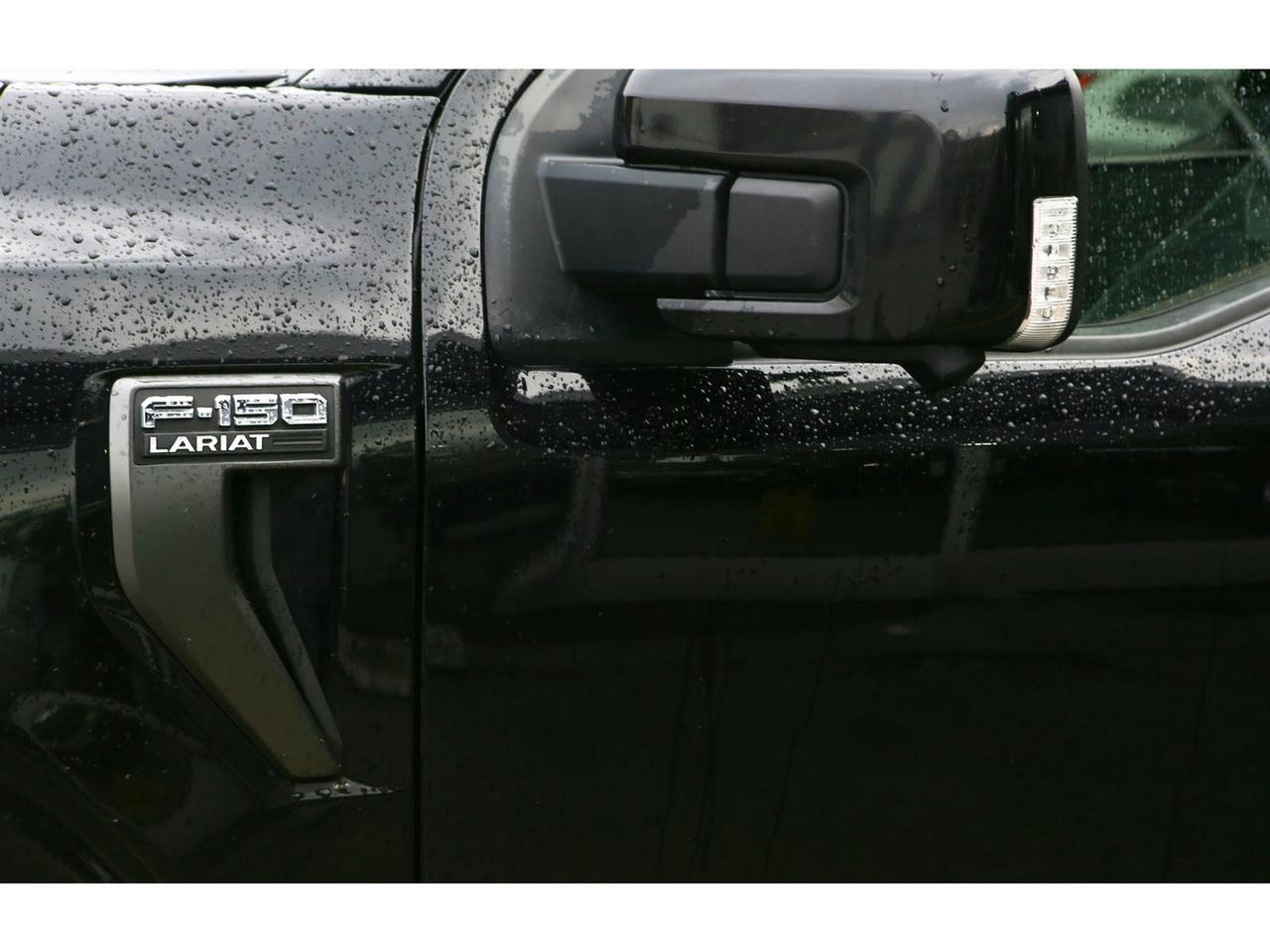 2022 Ford F-150 Lariat SuperCrew 4X4 Panoramic Roof | FX4 | Power Tail Gate | 360 Camera Photo