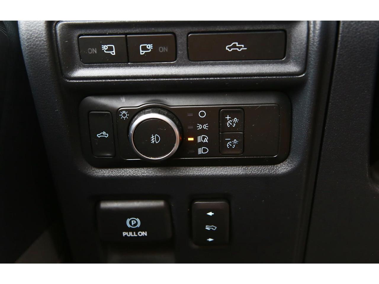 2022 Ford F-150 Lariat SuperCrew 4X4 Panoramic Roof | FX4 | Power Tail Gate | 360 Camera Photo
