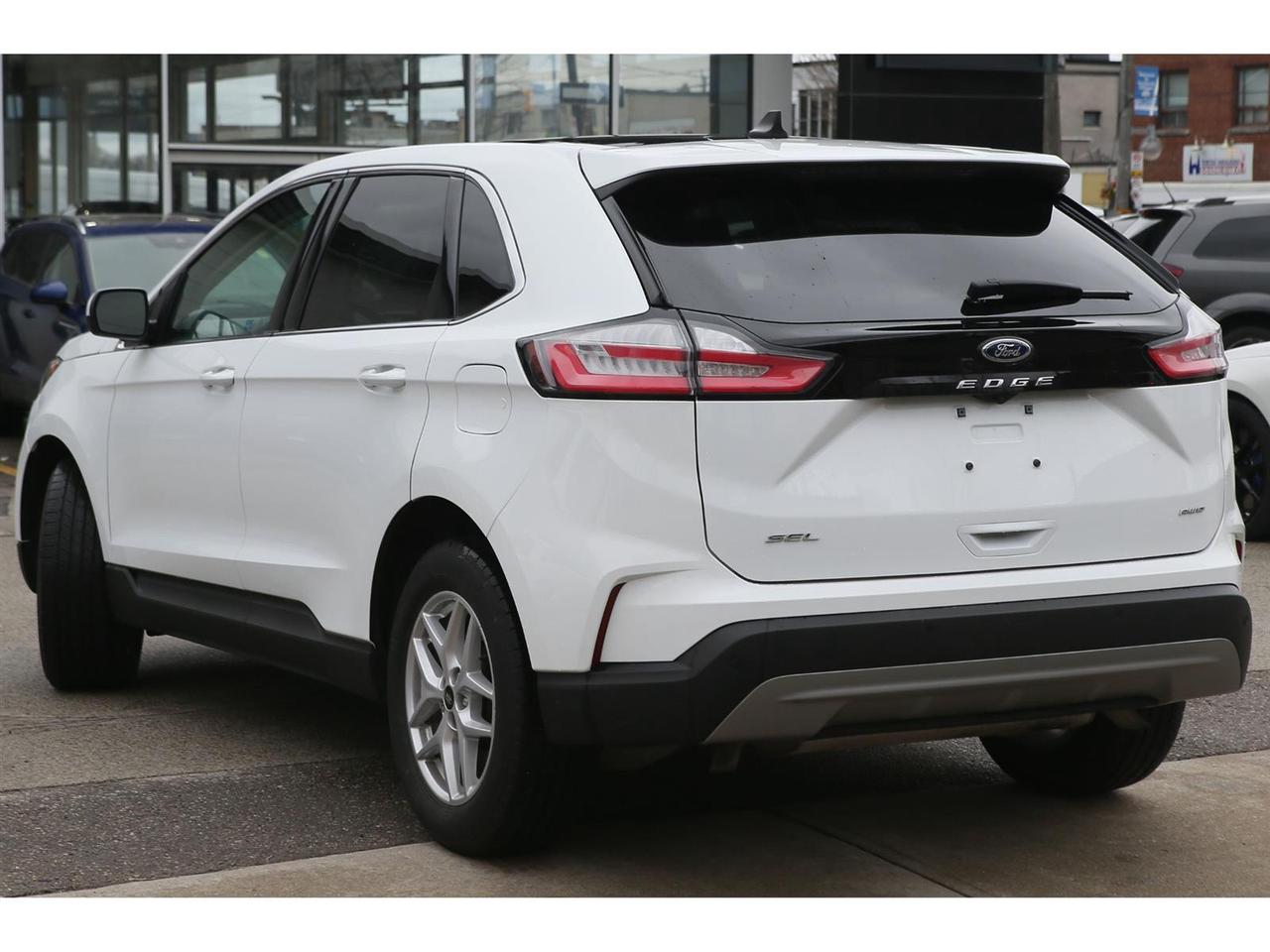 2024 Ford Edge SEL -AWD | Panoramic Roof | Cold Weather Pkg | ActiveX Seating Material Photo4
