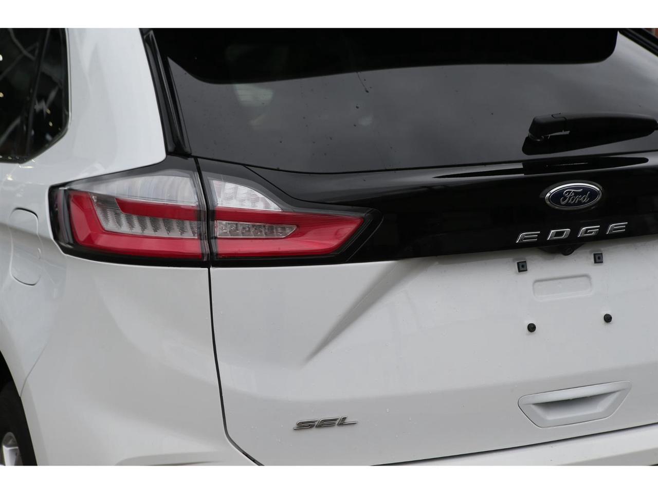 2024 Ford Edge SEL -AWD | Panoramic Roof | Cold Weather Pkg | ActiveX Seating Material Photo