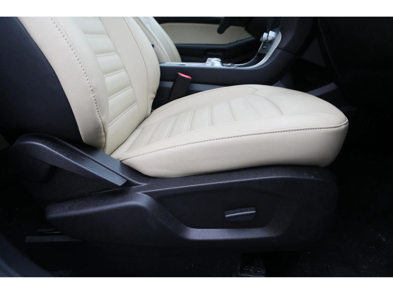 2024 Ford Edge SEL -AWD | Panoramic Roof | Cold Weather Pkg | ActiveX Seating Material Photo