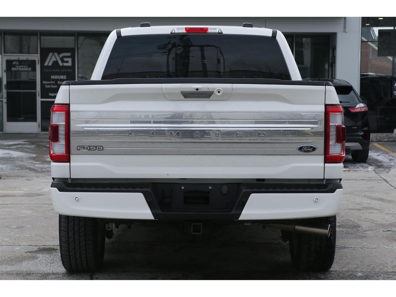 2023 Ford F-150 Limited 4X4 PowerBoost | 22 inch Whls | Pano Roof | 12 Inch Touch Screen | Photo