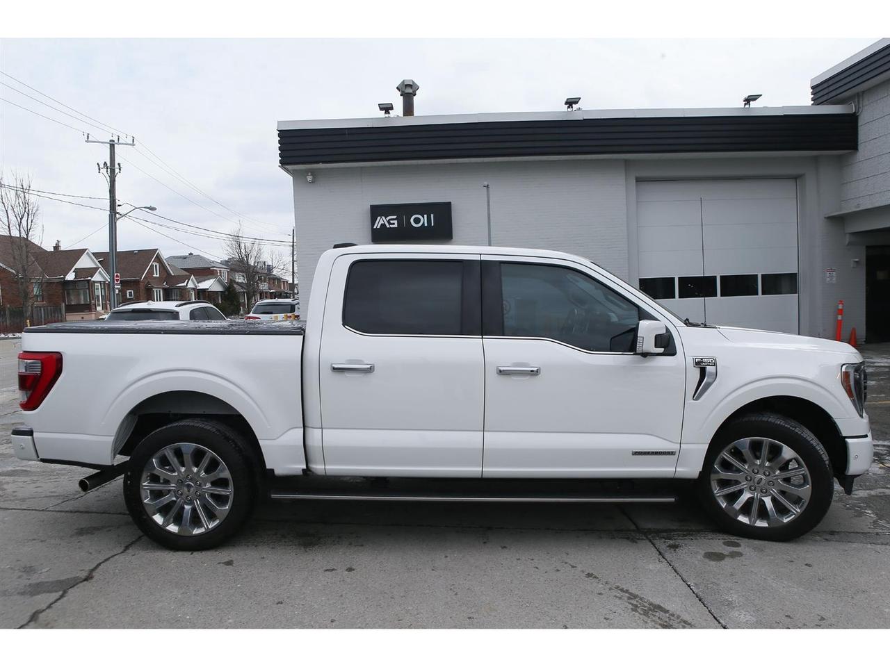 2023 Ford F-150 Limited 4X4 PowerBoost | 22 inch Whls | Pano Roof | 12 Inch Touch Screen | Photo