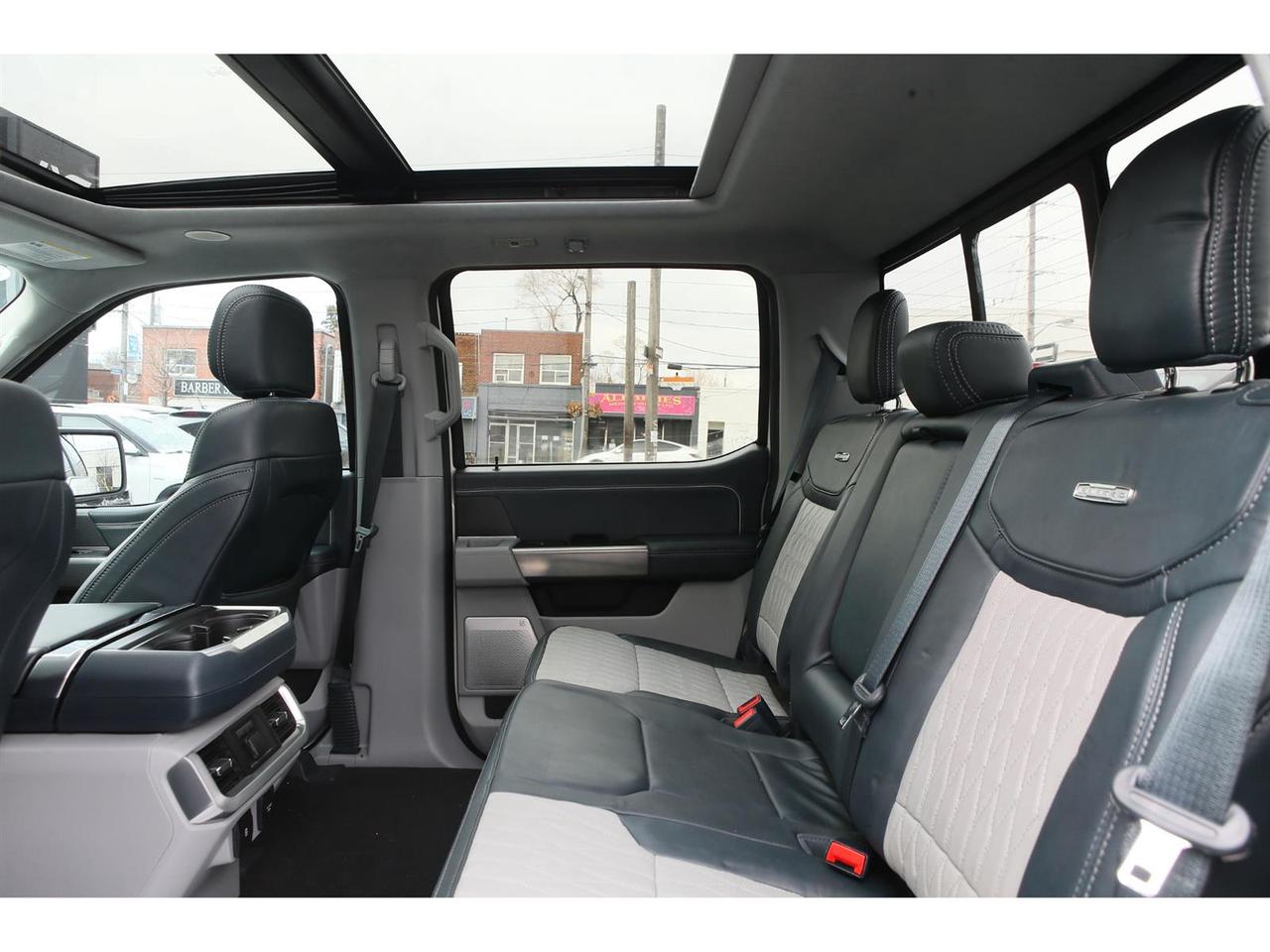 2023 Ford F-150 Limited 4X4 PowerBoost | 22 inch Whls | Pano Roof | 12 Inch Touch Screen | Photo