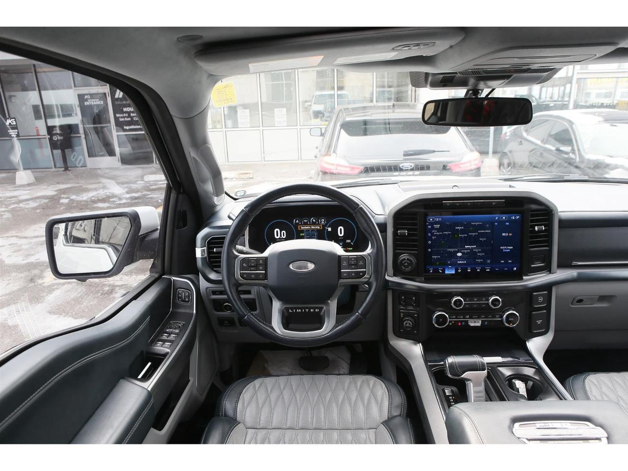 2023 Ford F-150 Limited 4X4 PowerBoost | 22 inch Whls | Pano Roof | 12 Inch Touch Screen | Photo