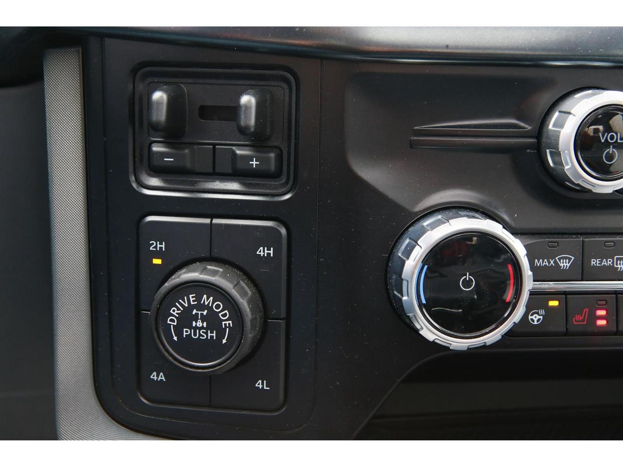 2023 Ford F-150 Limited 4X4 PowerBoost | 22 inch Whls | Pano Roof | 12 Inch Touch Screen | Photo