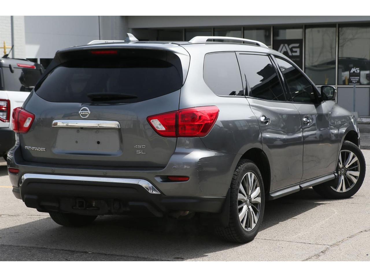 2020 Nissan Pathfinder SL 4WD Photo