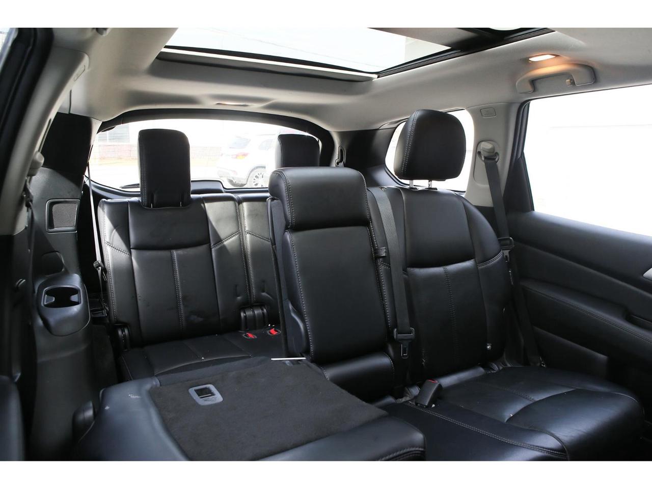 2020 Nissan Pathfinder SL 4WD Photo