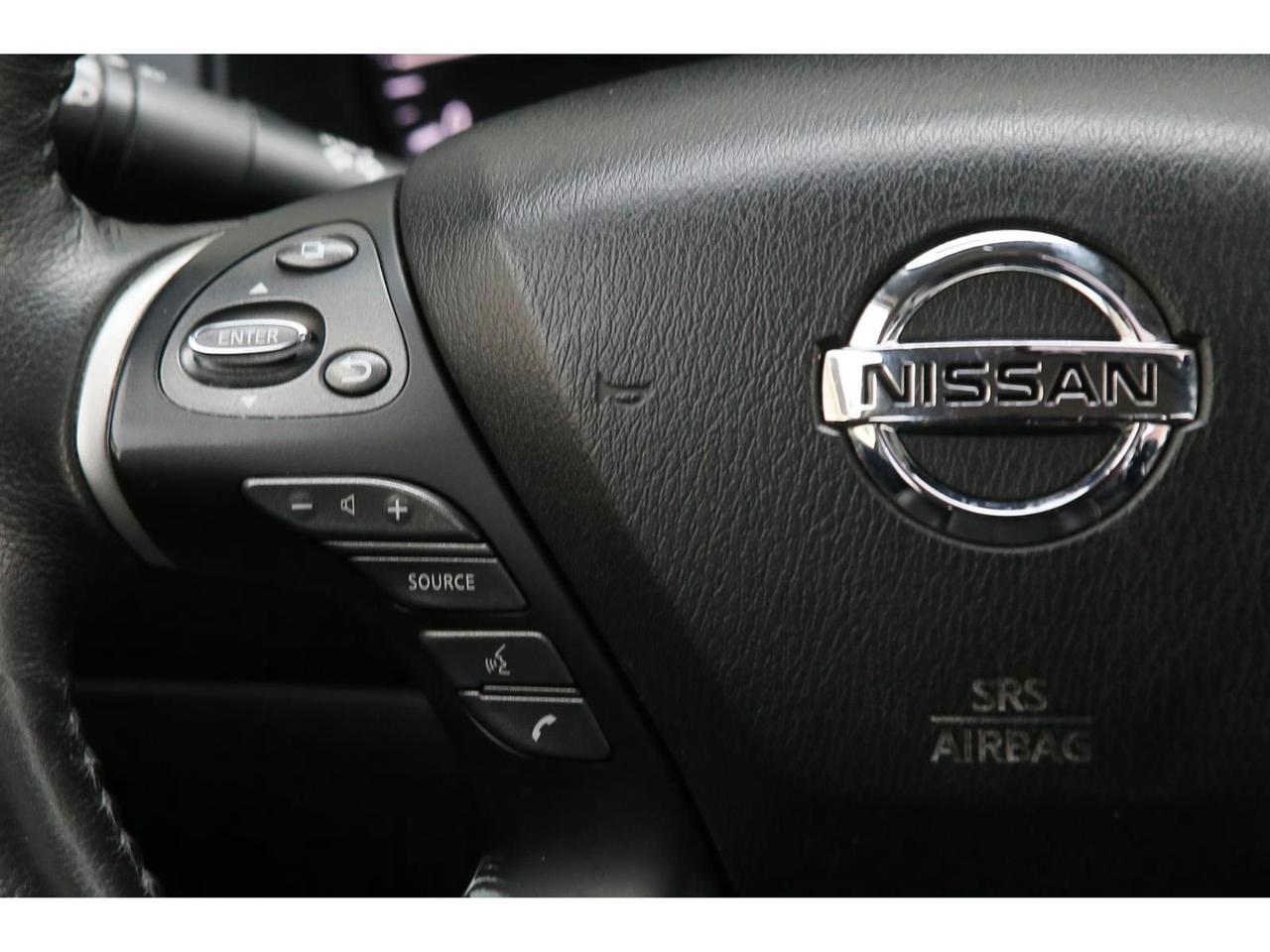 2020 Nissan Pathfinder SL 4WD Photo