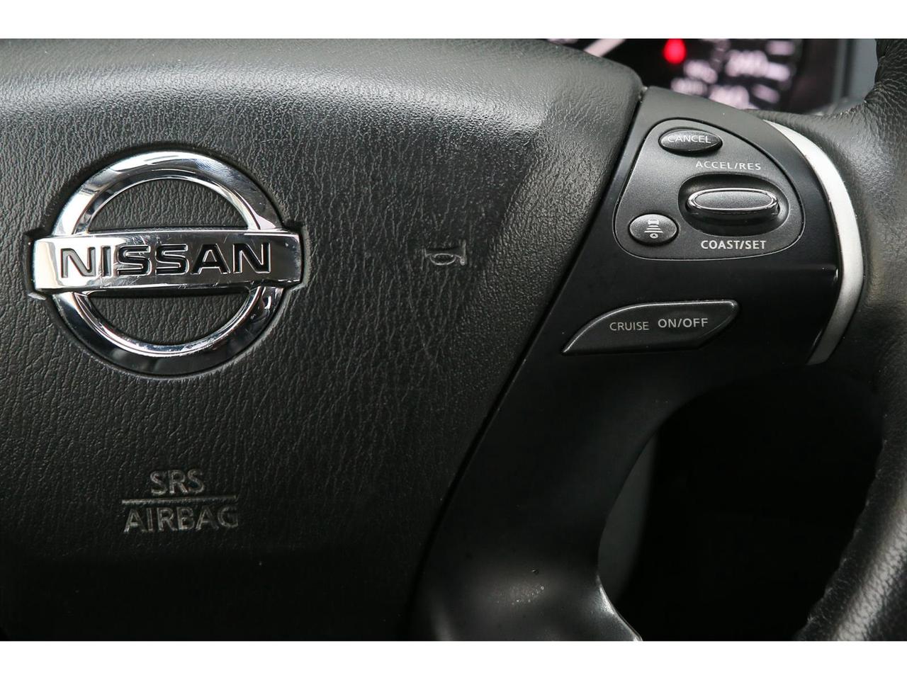 2020 Nissan Pathfinder SL 4WD Photo