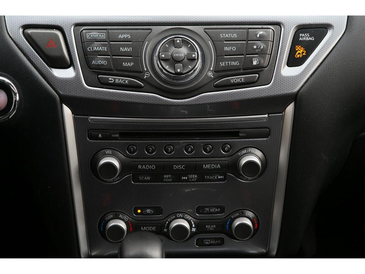2020 Nissan Pathfinder SL 4WD Photo