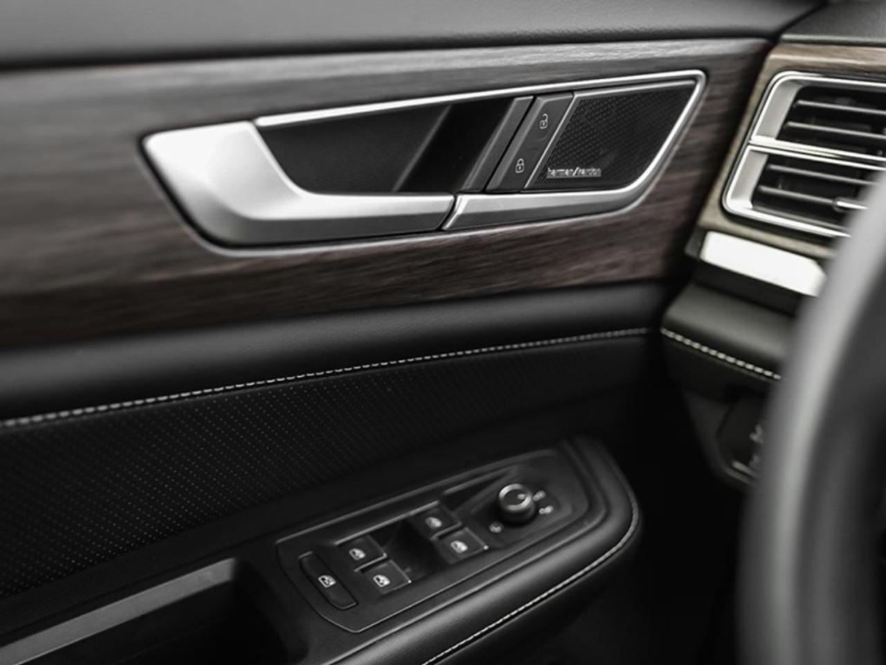 2026 Volkswagen Atlas EXECLINE Photo