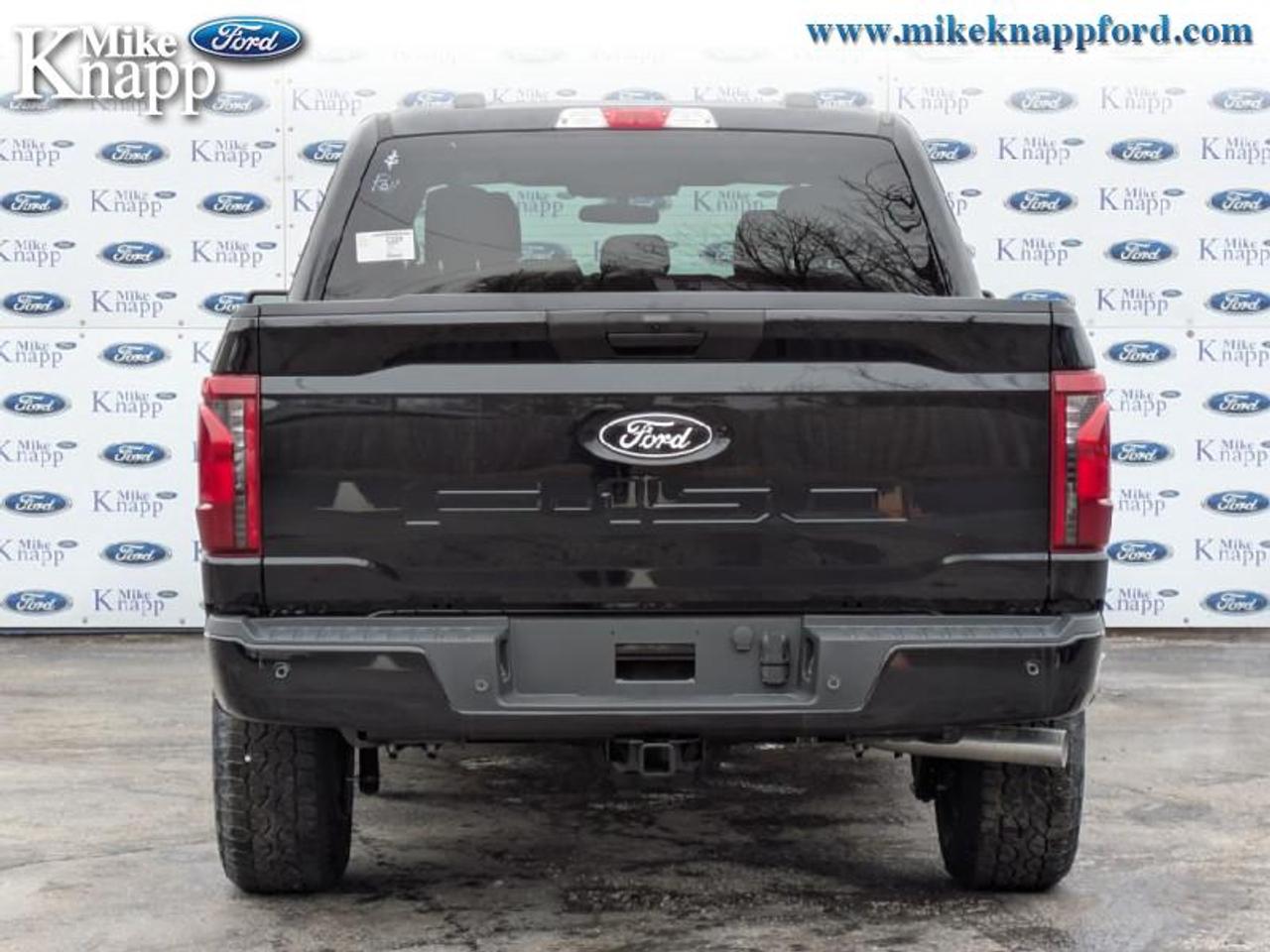 2026 Ford F-150 XLT Photo3