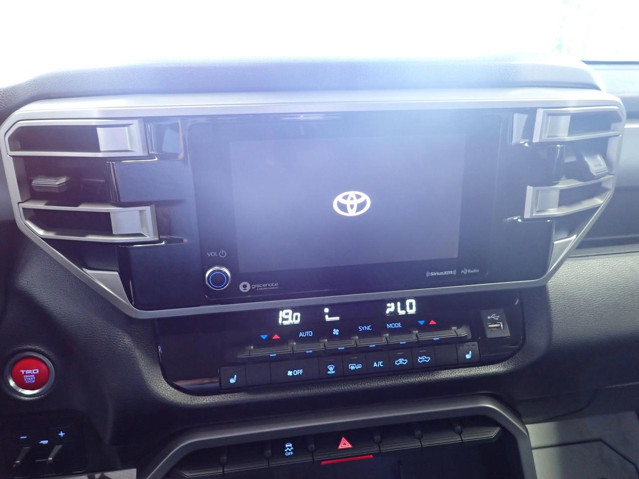 2022 Toyota Tundra SR 4WD DOUBLE CAB Photo