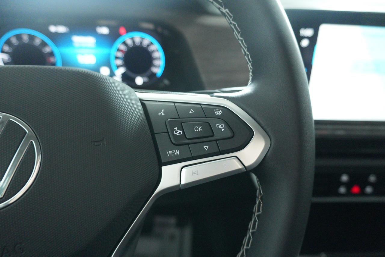 2025 Volkswagen Atlas Highline 4WD 6 PASS LEATHER NAVI SUNROOF Photo