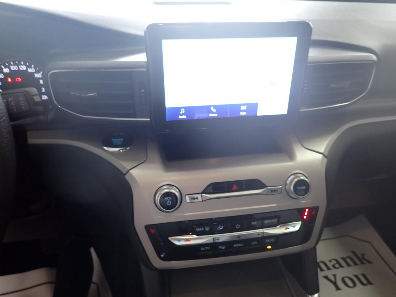 2024 Ford Explorer XLT 4WD LEATHER SUNROOF BUCKET SEATS Photo