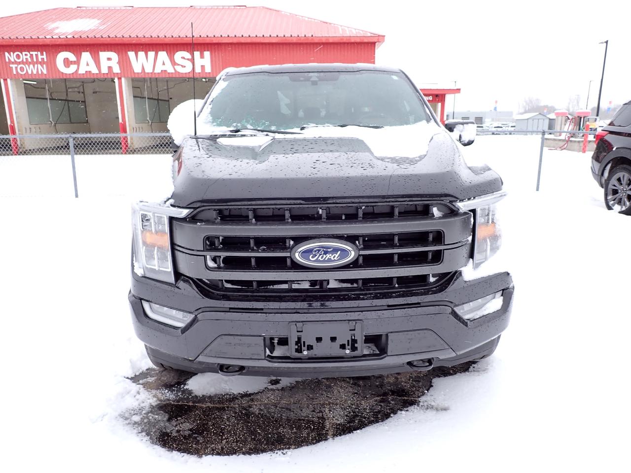 2022 Ford F-150 LARIAT HYBRID CREW CAB Photo