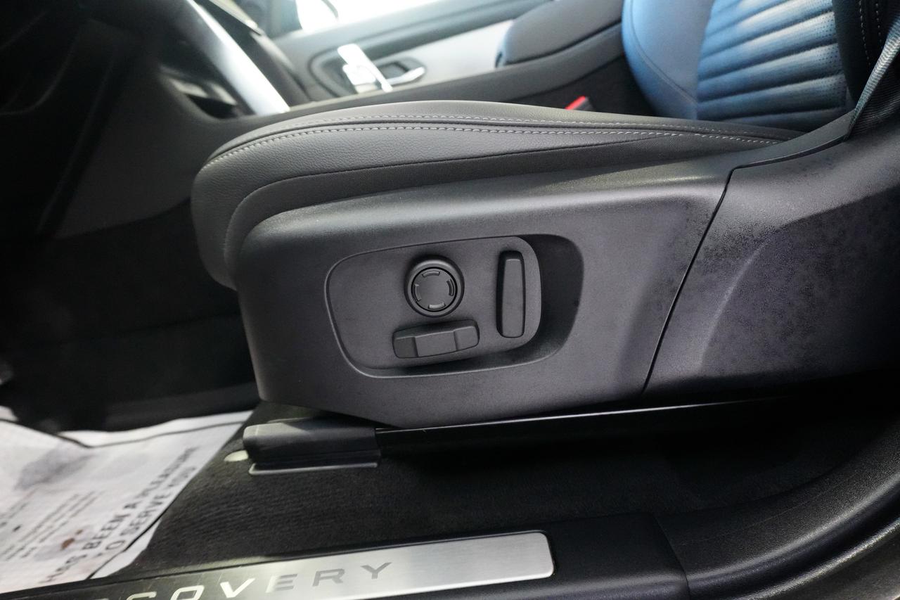 2024 Land Rover Discovery Sport Dynamic SE 4WD Photo