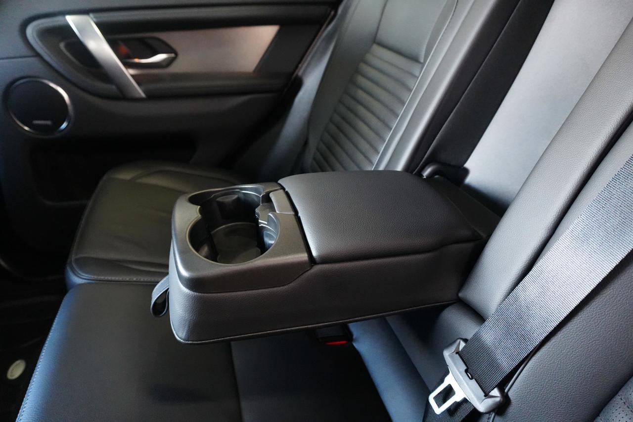 2024 Land Rover Discovery Sport Dynamic SE 4WD Photo