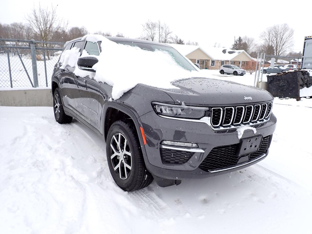2025 Jeep Grand Cherokee LIMITED 4X4 Photo