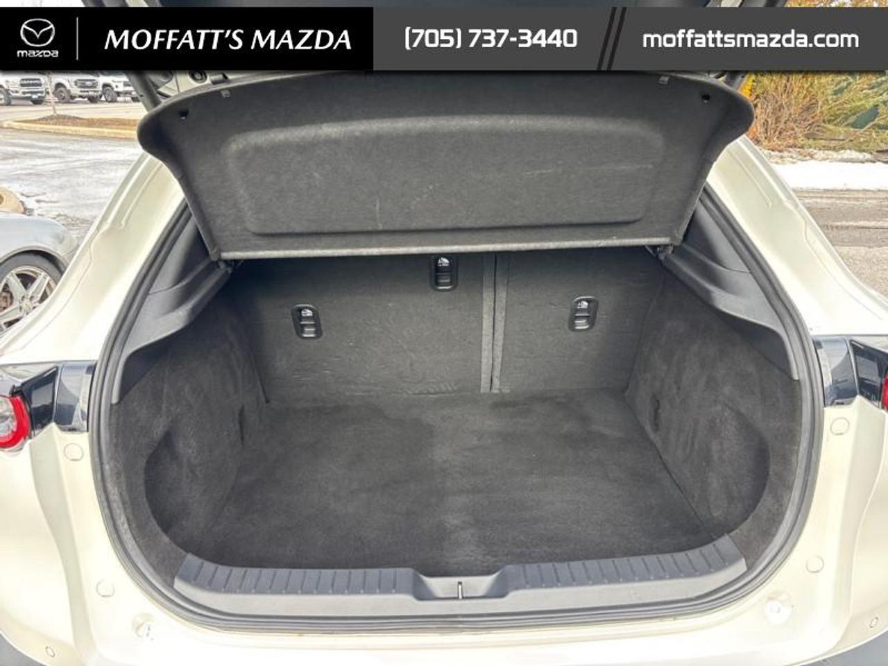 2023 Mazda CX-30 GT Photo