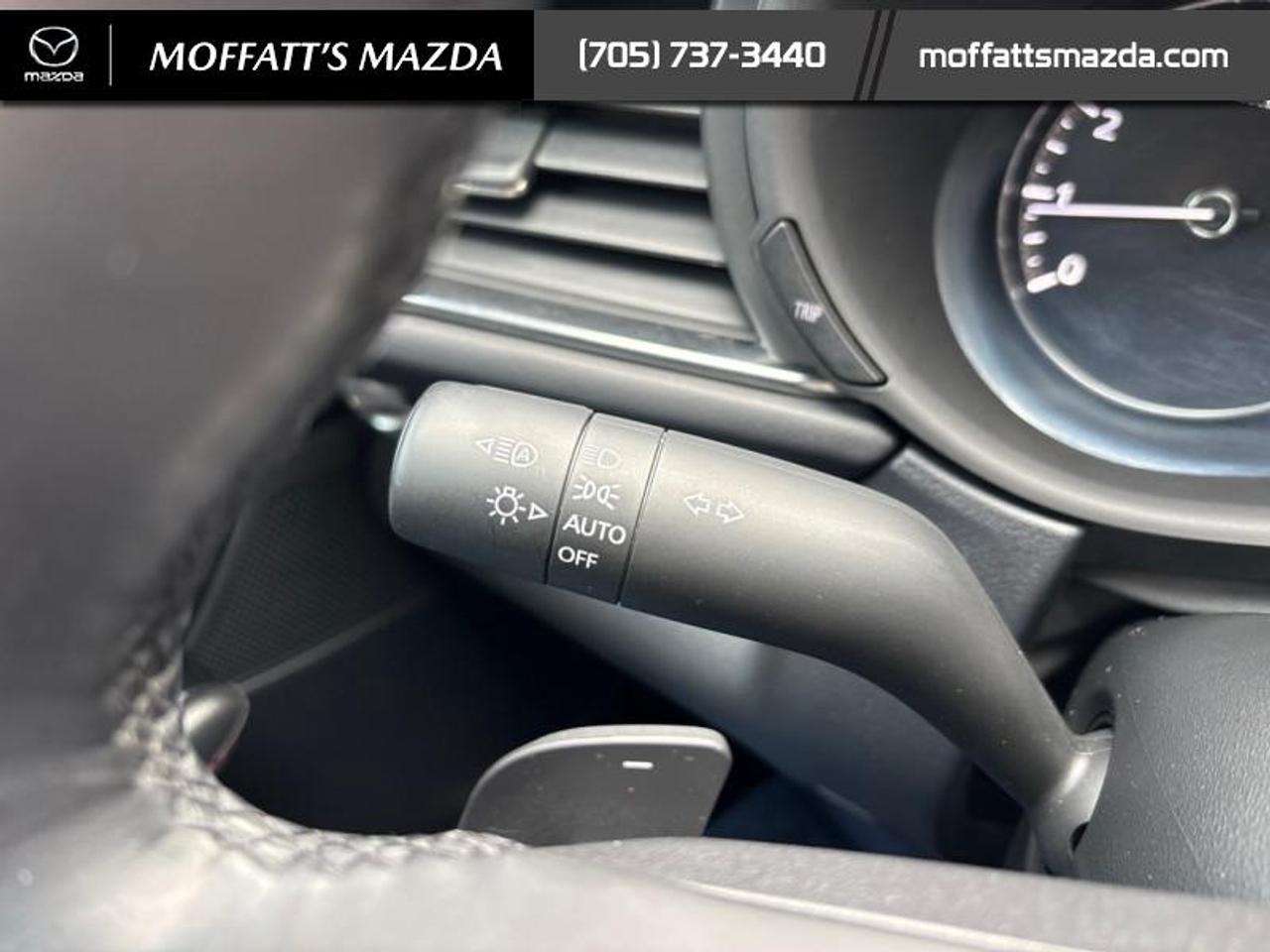 2023 Mazda CX-30 GT Photo